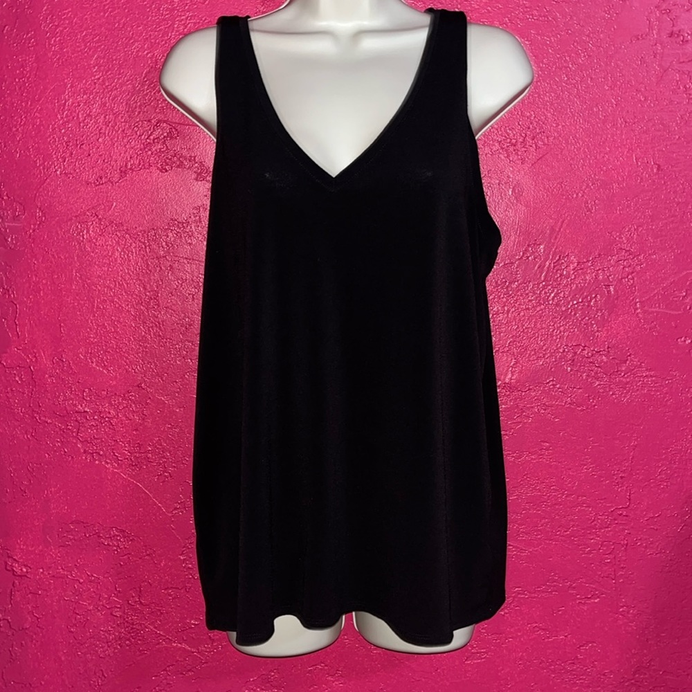 Express black knit tank. Sz large